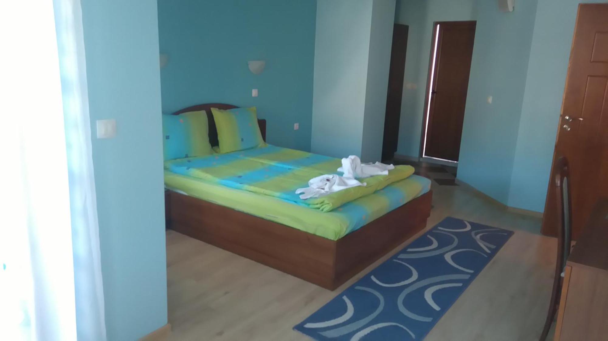 קופריבשטיצה Guest House H Dzhogolanov מראה חיצוני תמונה