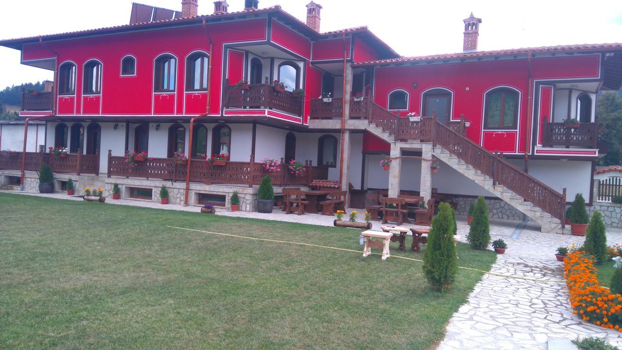 קופריבשטיצה Guest House H Dzhogolanov מראה חיצוני תמונה